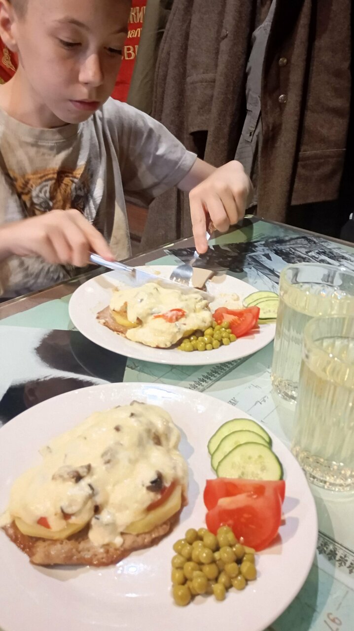 Гостиница Сталинград Волгоград-237